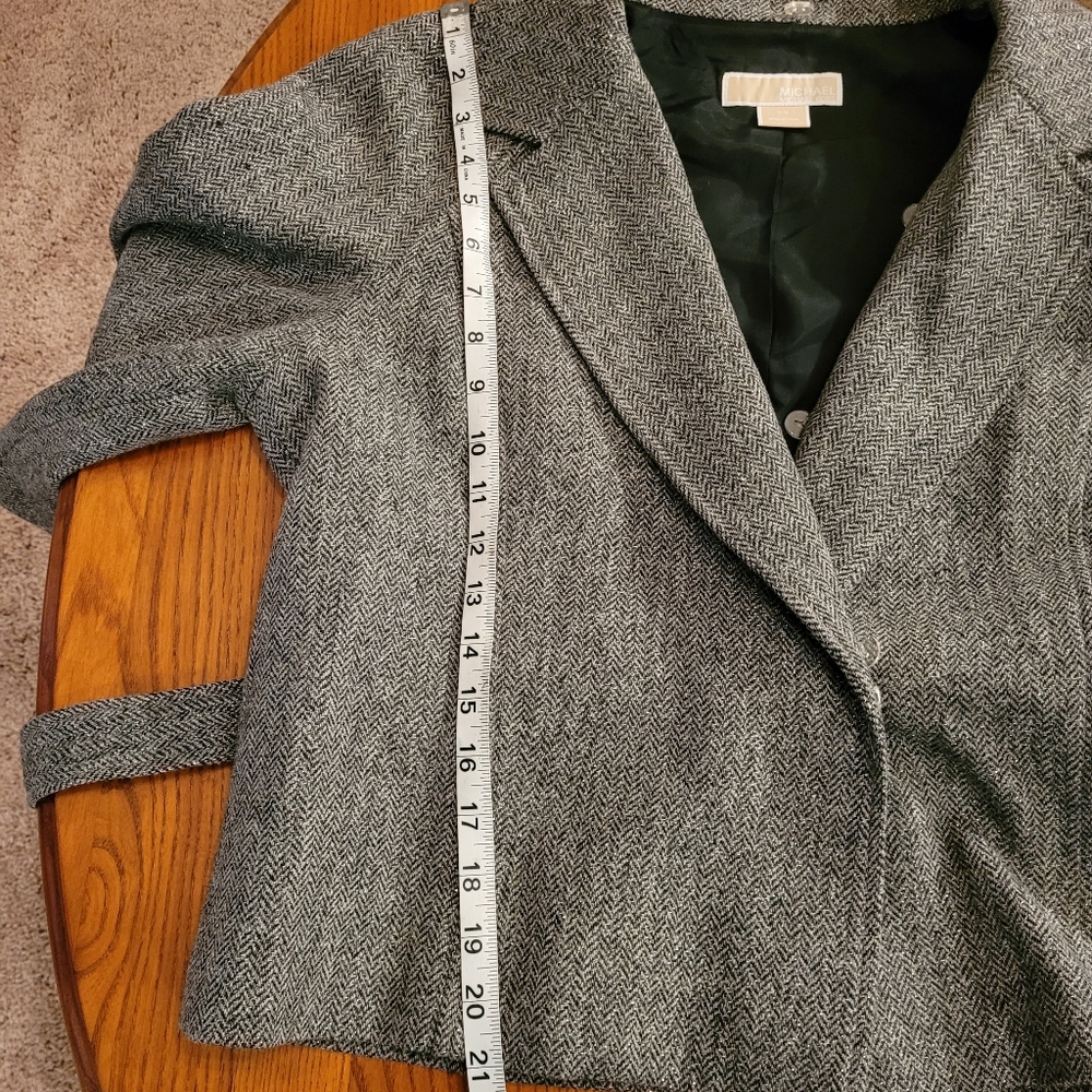 Michael Kors wool blend jacket w/faux fur collar, Size P/M - Picture 8 of 10